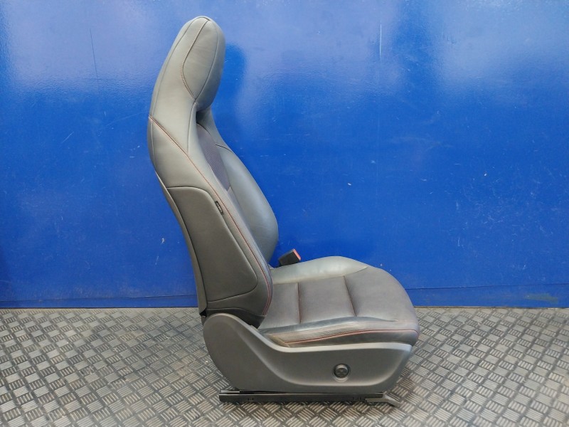 Recambio de juego asientos completo para mercedes-benz clase gla (w156) referencia OEM IAM   