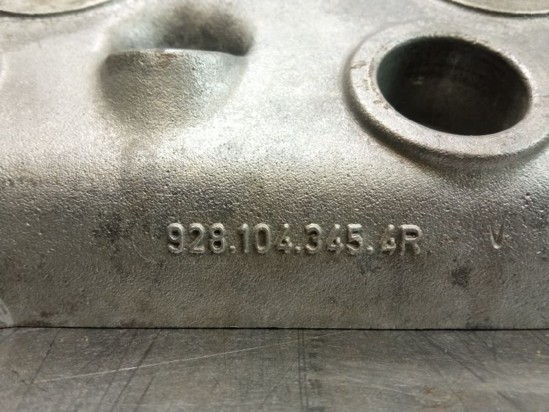 Recambio de culata para porsche 928 5.0 v8 referencia OEM IAM 9281043454R  