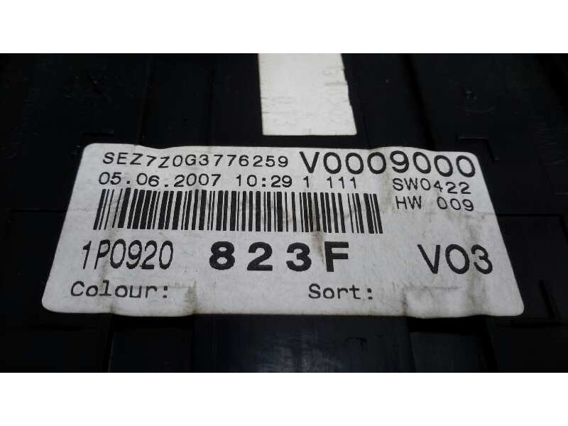 Recambio de cuadro instrumentos para seat leon (1p1) 2.0 tdi referencia OEM IAM 110A08028026  1P0920823F