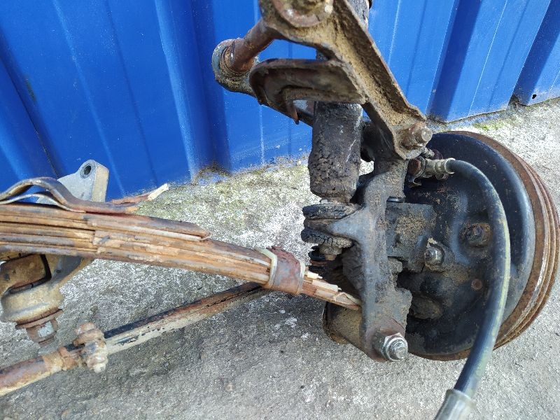 Recambio de puente delantero para seat 600 referencia OEM IAM   