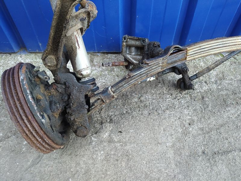 Recambio de puente delantero para seat 600 referencia OEM IAM   