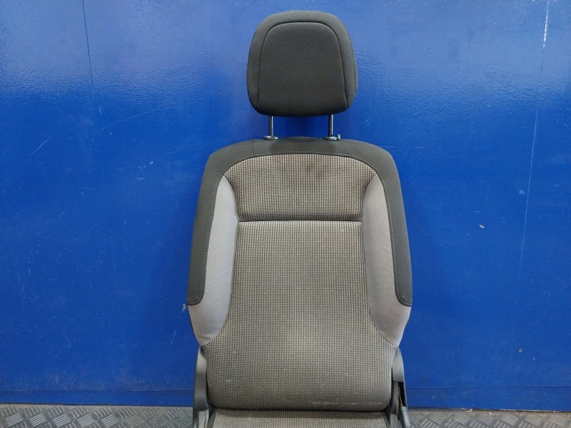 Recambio de asientos trasero izquierdo para peugeot partner kombi referencia OEM IAM   
