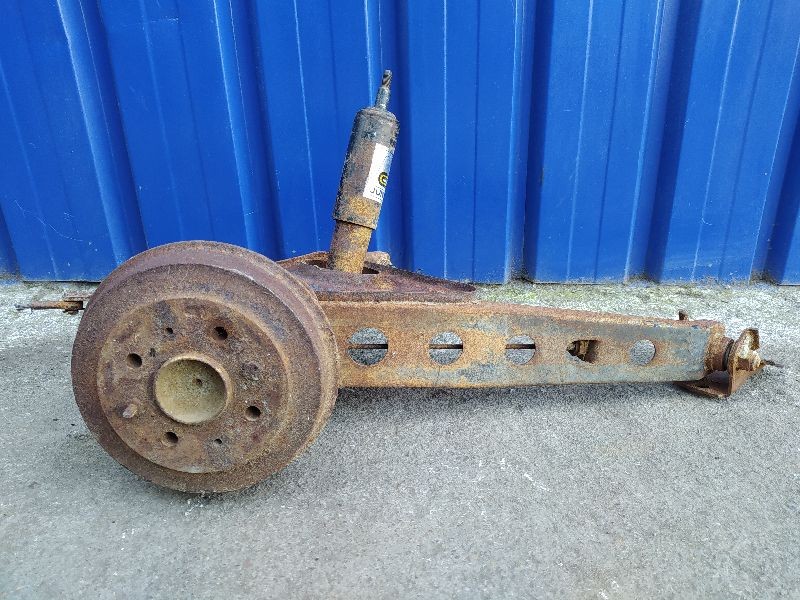 Recambio de brazo suspension inferior trasero derecho para seat 600 referencia OEM IAM   