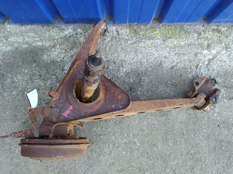 Recambio de brazo suspension inferior trasero derecho para seat 600 referencia OEM IAM   