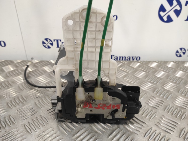 Recambio de cerradura puerta trasera izquierda para hyundai i30 cw trend blue referencia OEM IAM 814102L200  