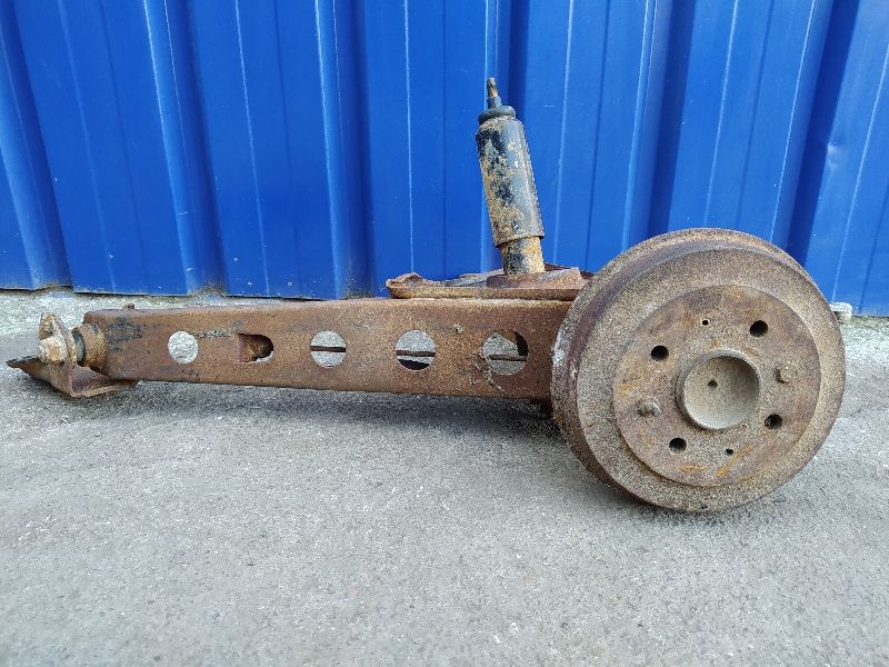 Recambio de brazo suspension inferior trasero izquierdo para seat 600 referencia OEM IAM   