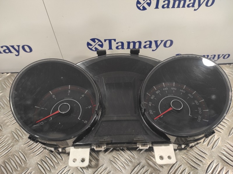 Recambio de cuadro instrumentos para ssangyong tivoli premium 4x2 referencia OEM IAM 8021035100  X010