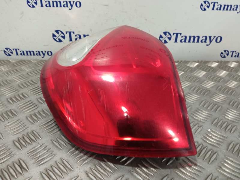 Recambio de piloto trasero derecho para renault clio iii referencia OEM IAM 8200886946  