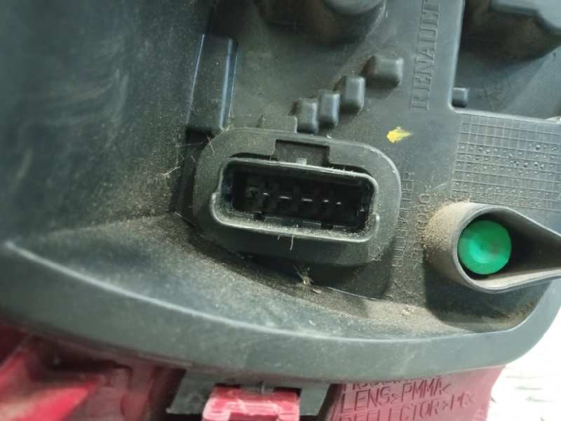 Recambio de piloto trasero derecho para renault clio iii referencia OEM IAM 8200886946  