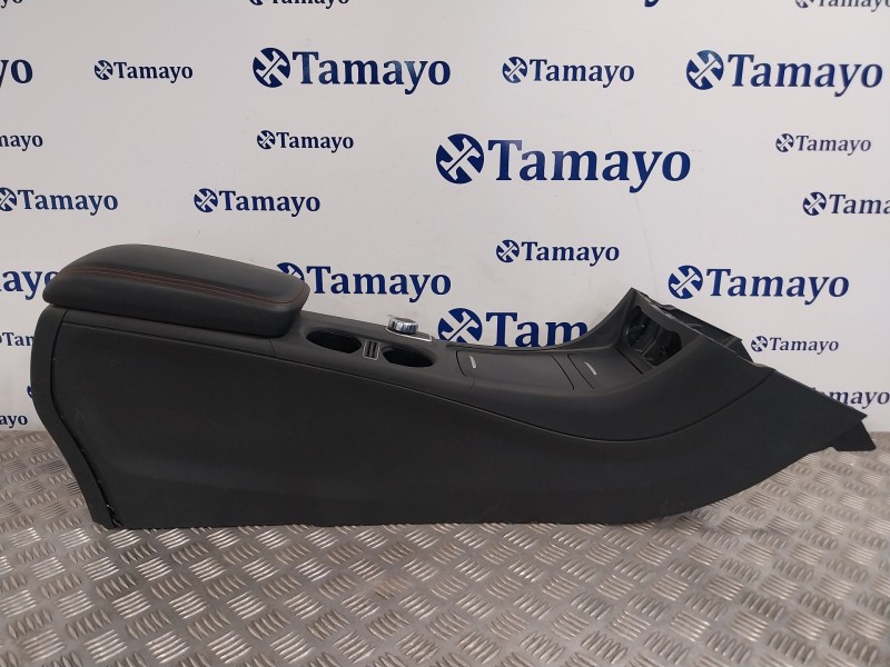 Recambio de consola central para mercedes-benz clase gla (w156) referencia OEM IAM A1766807400 0517610055 A1766802000