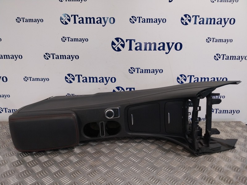 Recambio de consola central para mercedes-benz clase gla (w156) referencia OEM IAM A1766807400 0517610055 A1766802000