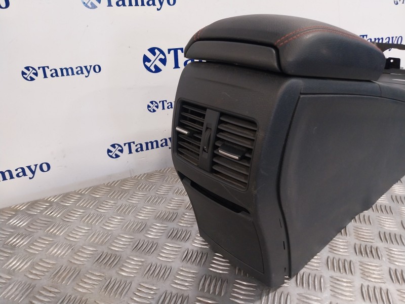 Recambio de consola central para mercedes-benz clase gla (w156) referencia OEM IAM A1766807400 0517610055 A1766802000