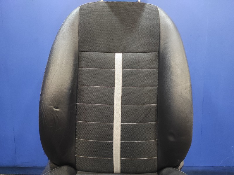 Recambio de asiento delantero derecho para ford kuga (cbv) 2.0 tdci cat referencia OEM IAM   