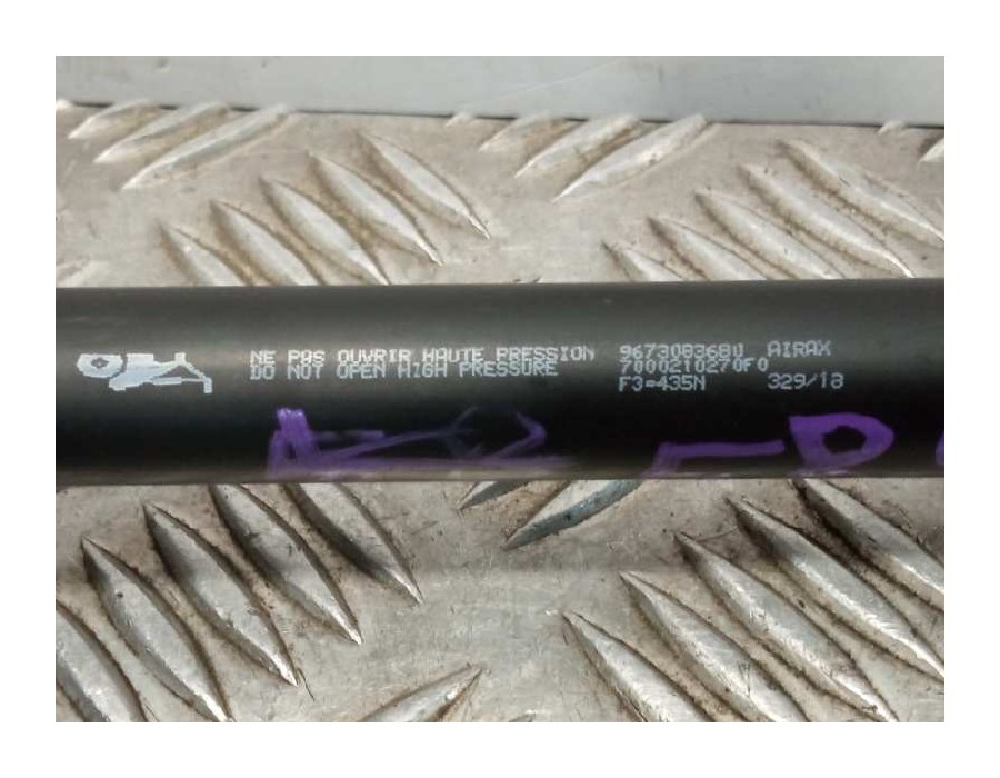 Recambio de amortiguadores maletero / porton para peugeot 208 1.2 12v vti referencia OEM IAM 9673083680  