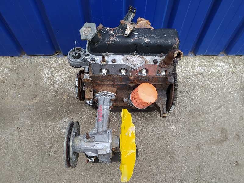 Recambio de despiece motor para seat 600 referencia OEM IAM   