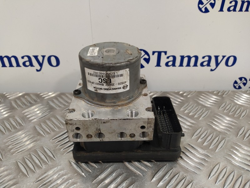 Recambio de abs para ssangyong tivoli premium 4x2 referencia OEM IAM 4892035002 A2C12847600 BH6013P820