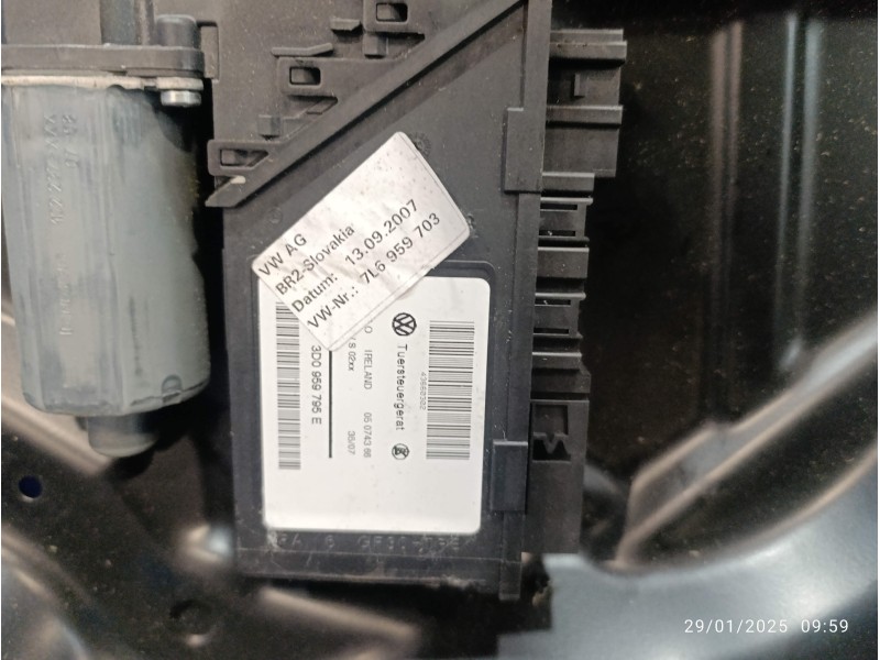 Recambio de elevalunas trasero izquierdo para volkswagen touareg (7l6) 2.5 tdi dpf referencia OEM IAM 3D0959795E 7L6959703 7L683