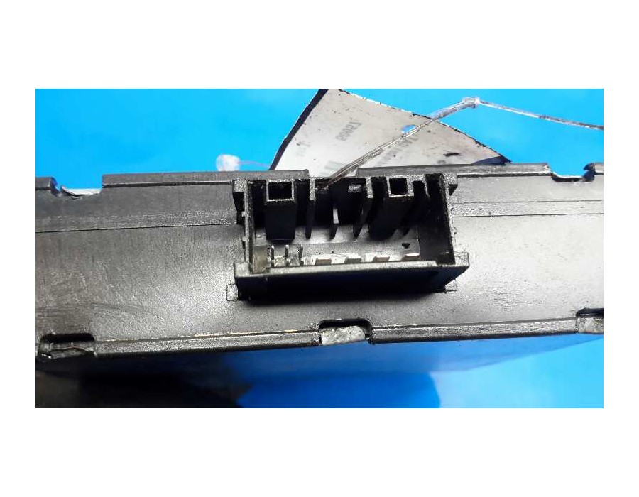 Recambio de modulo electronico para bmw serie 3 berlina (e90) 2.0 turbodiesel cat referencia OEM IAM 61429127088  8ES00947920