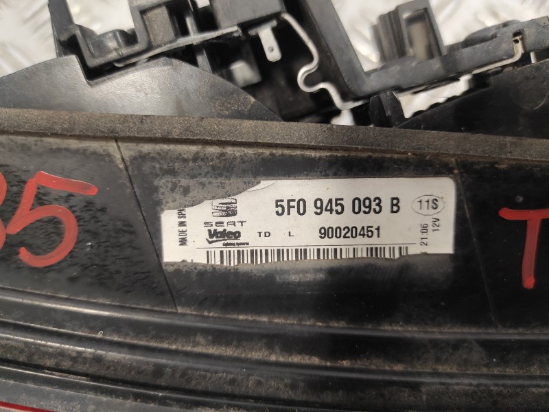 Recambio de piloto trasero izquierdo interior para seat leon (5f1) 1.6 tdi referencia OEM IAM 5F0945093B  90020451