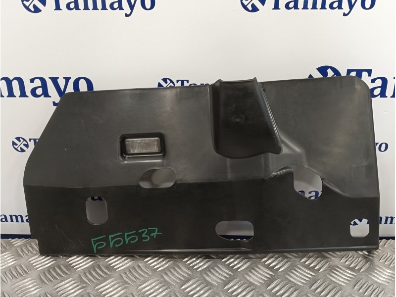 Recambio de moldura para volkswagen touareg (7l6) 2.5 tdi dpf referencia OEM IAM 7L6815174E  