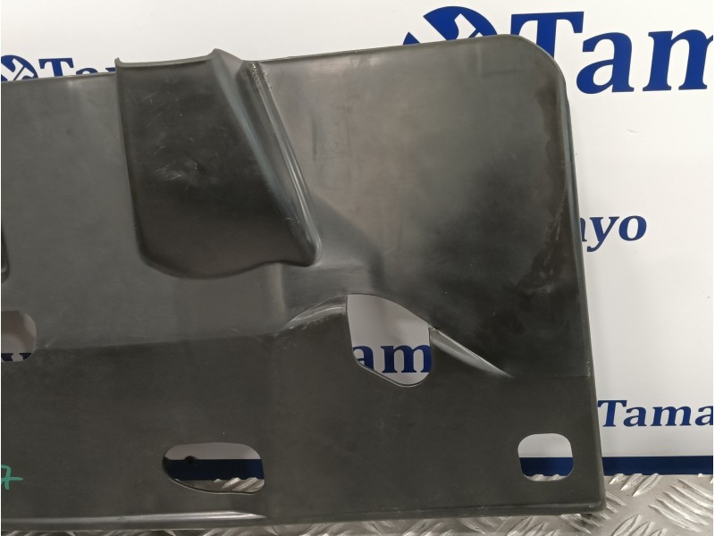 Recambio de moldura para volkswagen touareg (7l6) 2.5 tdi dpf referencia OEM IAM 7L6815174E  