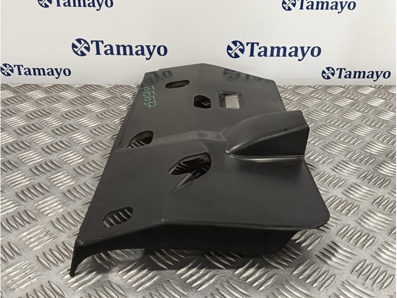 Recambio de moldura para volkswagen touareg (7l6) 2.5 tdi dpf referencia OEM IAM 7L6815174E  