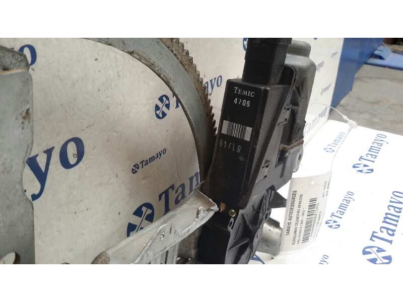 Recambio de elevalunas delantero derecho para opel corsa b referencia OEM IAM 09113364 152255 400609K