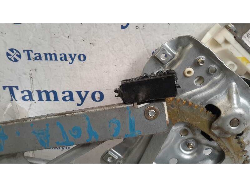 Recambio de elevalunas delantero derecho para toyota avensis berlina (t25) referencia OEM IAM 6981005050  