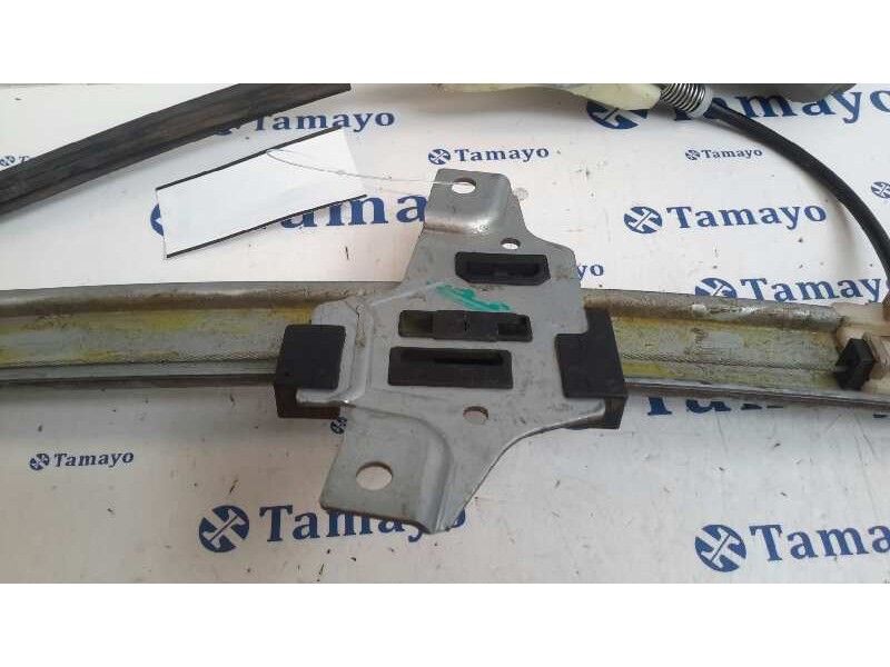 Recambio de elevalunas delantero derecho para toyota avensis berlina (t 22) referencia OEM IAM 0130821745 152686 