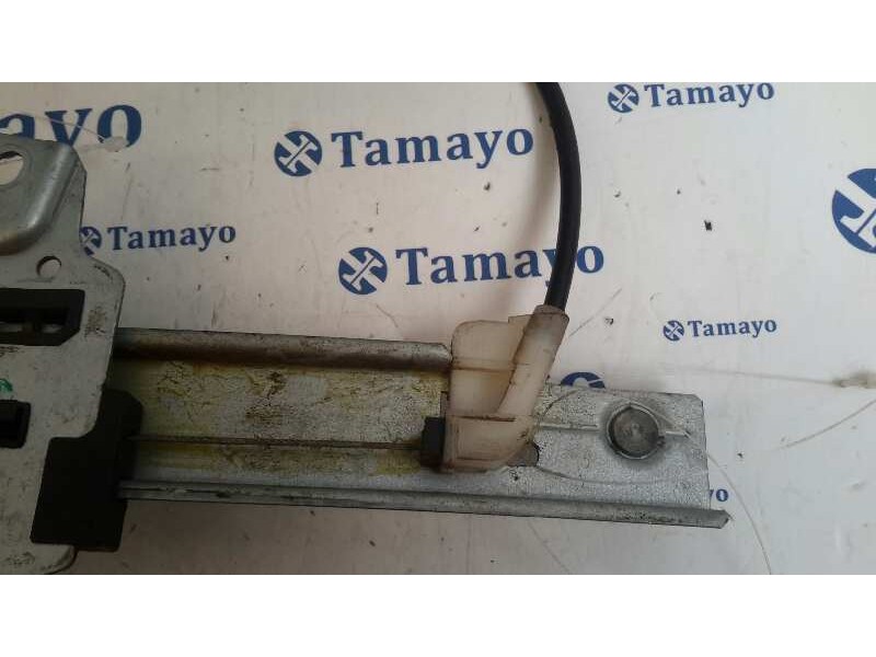 Recambio de elevalunas delantero derecho para toyota avensis berlina (t 22) referencia OEM IAM 0130821745 152686 