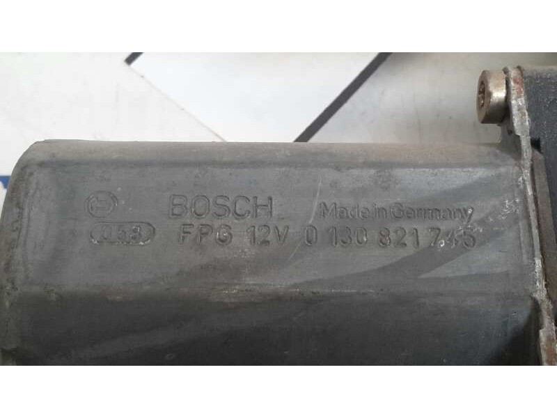 Recambio de elevalunas delantero derecho para toyota avensis berlina (t 22) referencia OEM IAM 0130821745 152686 