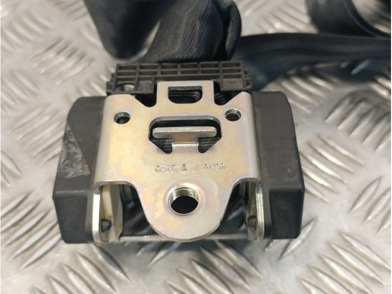 Recambio de cinturon seguridad trasero izquierdo para seat leon (5f1) 1.6 tdi referencia OEM IAM 6211806  