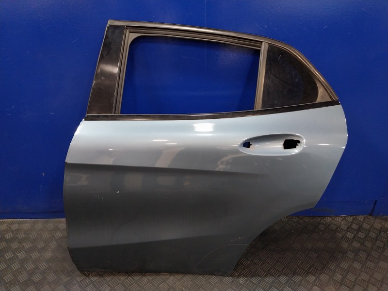 Recambio de puerta trasera izquierda para mercedes-benz clase gla (w156) referencia OEM IAM   
