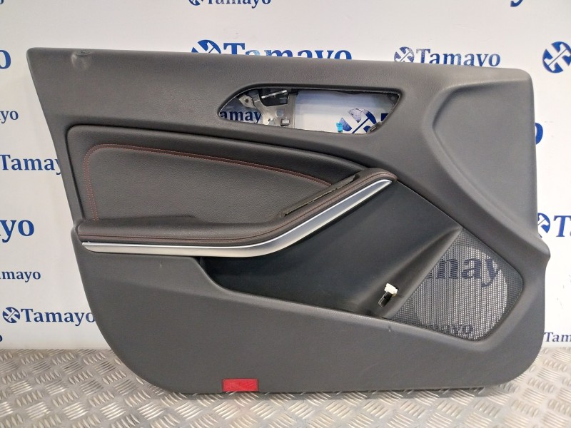 Recambio de guarnecido puerta delantera izquierda para mercedes-benz clase gla (w156) referencia OEM IAM A2469067300 3003516900 