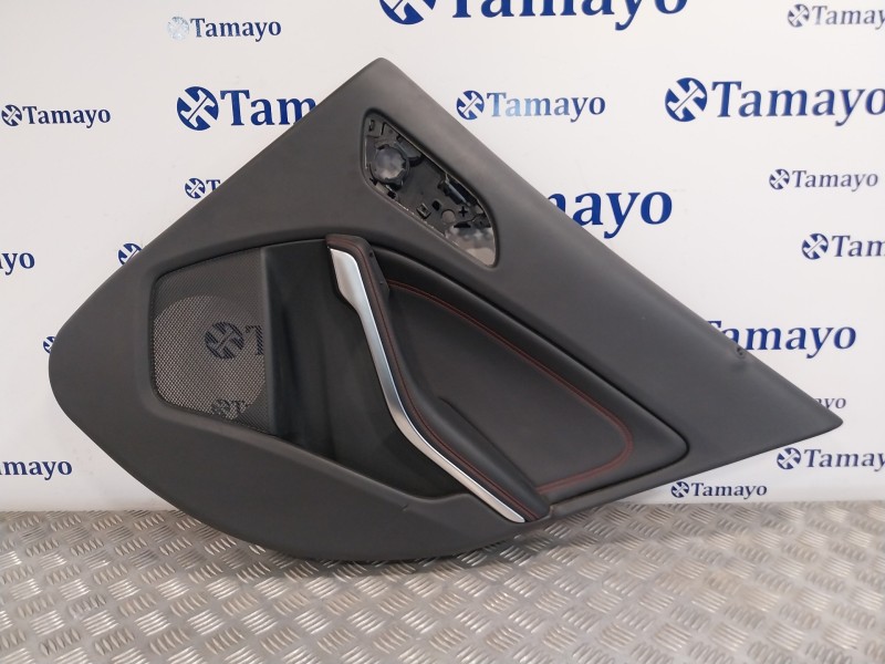 Recambio de guarnecido puerta trasera derecha para mercedes-benz clase gla (w156) referencia OEM IAM A2469067300 A2467600061 A24