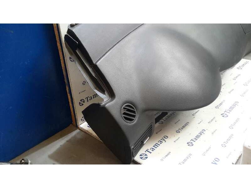Recambio de salpicadero para toyota corolla (e12) 2.0 d-cat referencia OEM IAM 5530202100B0  
