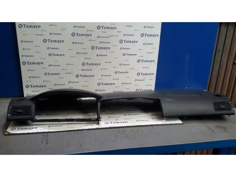 Recambio de salpicadero para toyota corolla (e12) 2.0 d-cat referencia OEM IAM 5530202100B0  