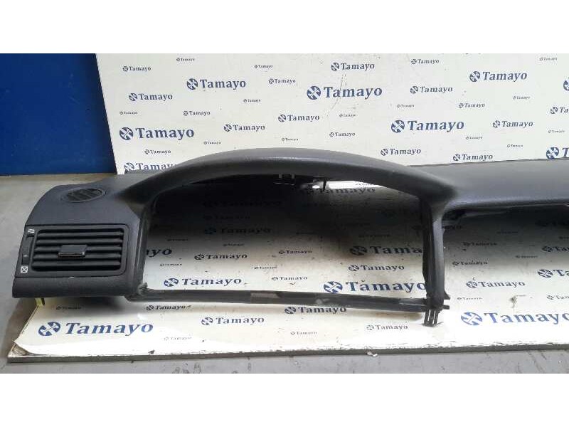 Recambio de salpicadero para toyota corolla (e12) 2.0 d-cat referencia OEM IAM 5530202100B0  
