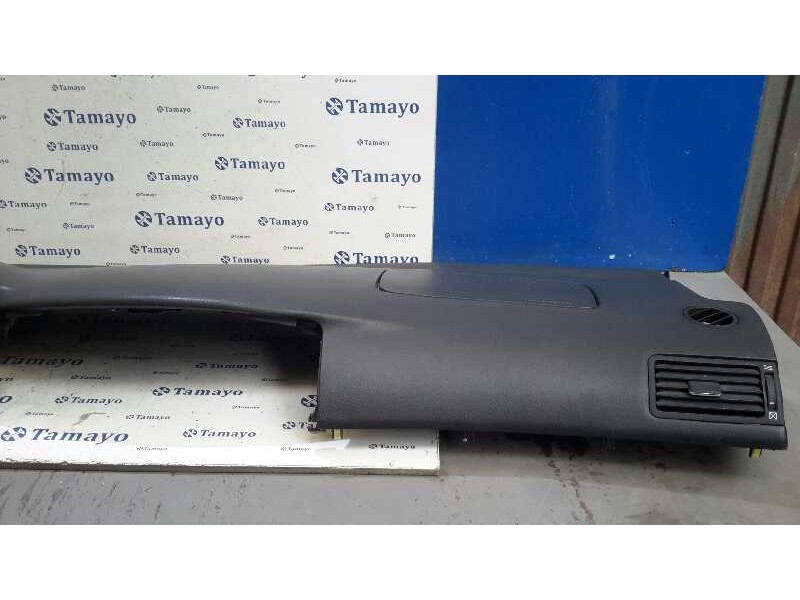 Recambio de salpicadero para toyota corolla (e12) 2.0 d-cat referencia OEM IAM 5530202100B0  