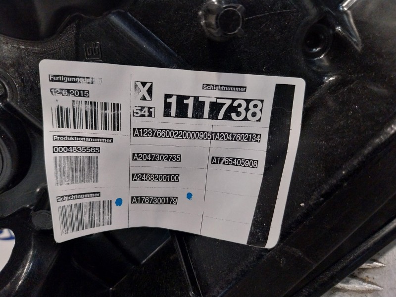 Recambio de elevalunas trasero izquierdo para mercedes-benz clase gla (w156) referencia OEM IAM A1767300179 A2047302735 A2468200