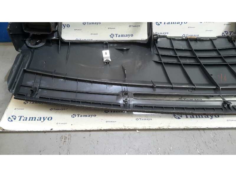 Recambio de salpicadero para toyota corolla (e12) 2.0 d-cat referencia OEM IAM 5530202100B0  