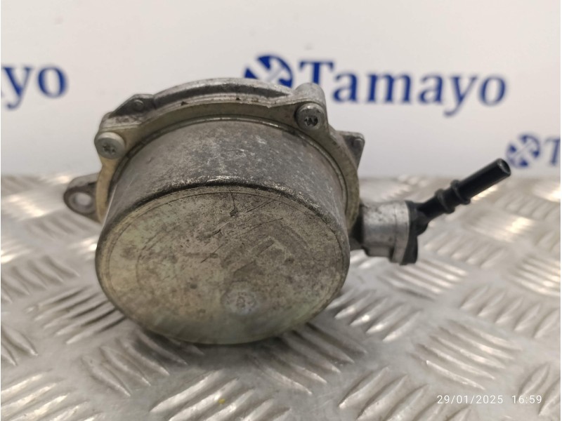 Recambio de depresor freno / bomba vacio para peugeot 308 1.6 16v referencia OEM IAM V757081380  
