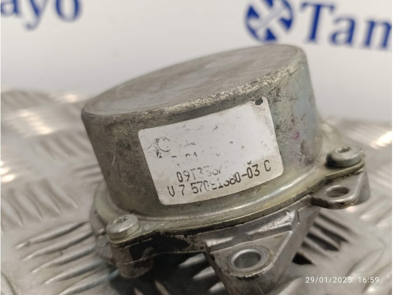 Recambio de depresor freno / bomba vacio para peugeot 308 1.6 16v referencia OEM IAM V757081380  