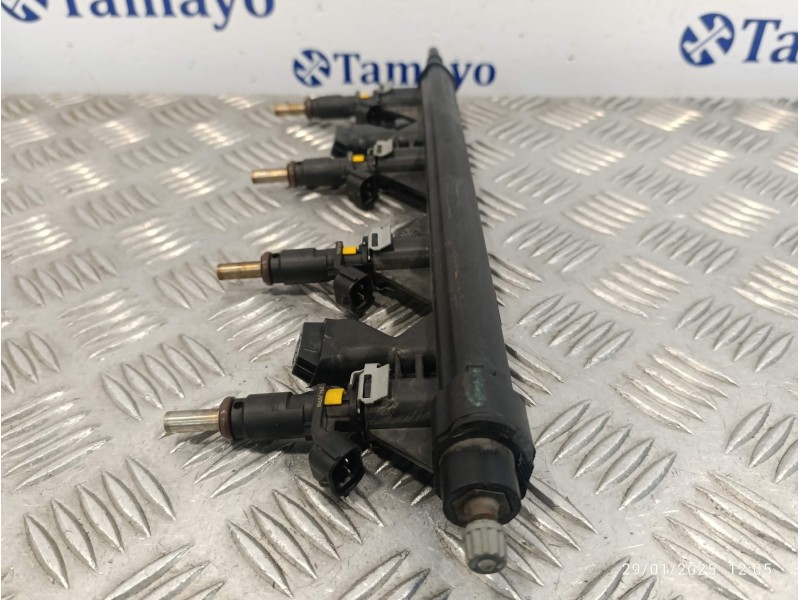 Recambio de rampa inyectora para peugeot 308 1.6 16v referencia OEM IAM V757564580  