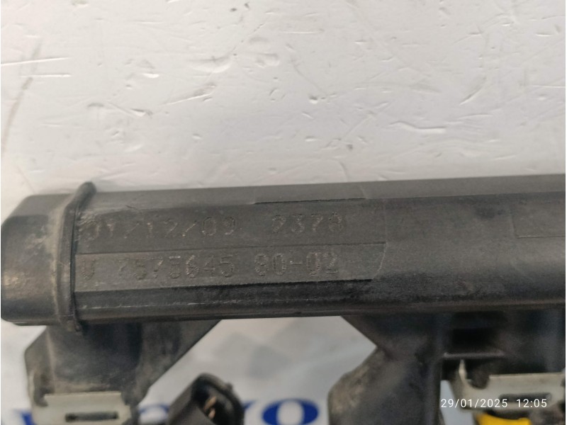 Recambio de rampa inyectora para peugeot 308 1.6 16v referencia OEM IAM V757564580  