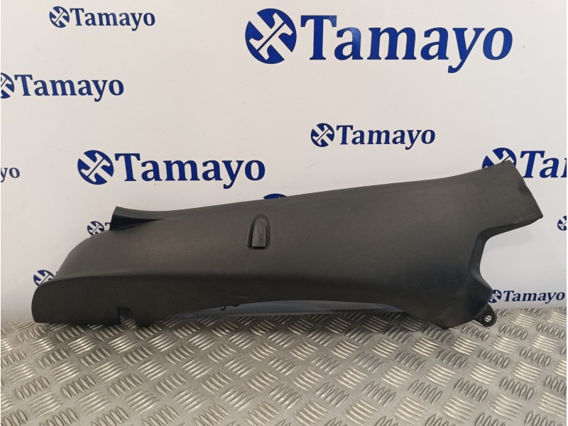 Recambio de moldura para seat leon (5f1) 1.6 tdi referencia OEM IAM 5F4867765  