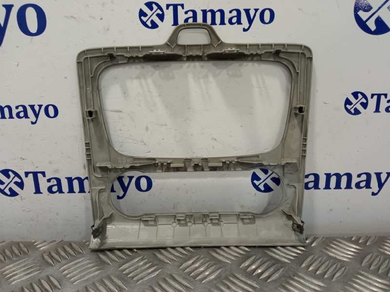 Recambio de moldura para ford focus berlina (cap) referencia OEM IAM 7M5118522B  