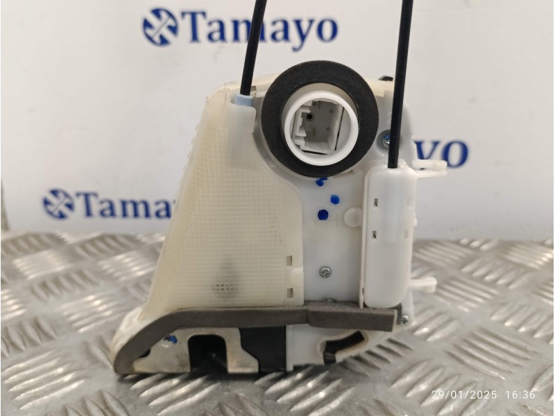 Recambio de cerradura puerta trasera izquierda para subaru xv 2.0 cat referencia OEM IAM   