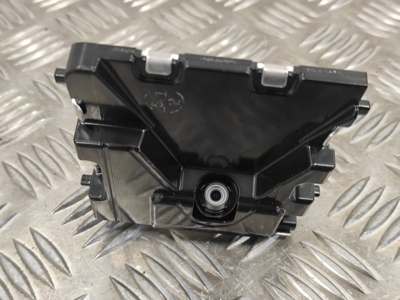Recambio de camara trasera para toyota prius (zvw50) referencia OEM IAM 8646C47010  0365007372