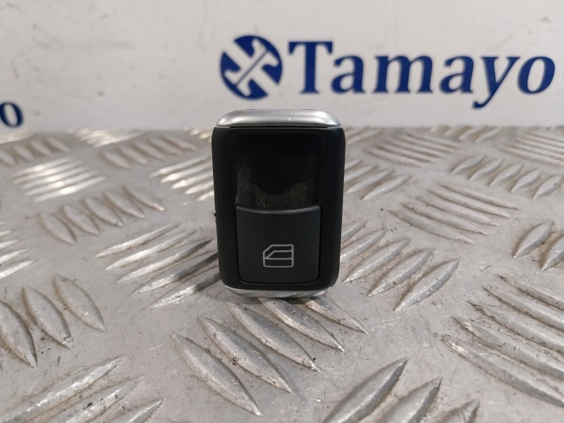 Recambio de mando elevalunas trasero derecho para mercedes-benz clase gla (w156) referencia OEM IAM A2049058102 10075074 1002328